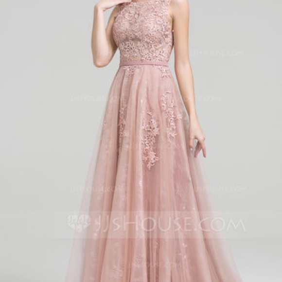 JJSHOUSE Dresses & Skirts - NWT A-line/Princess Scoop Neck Court Train Tulle L